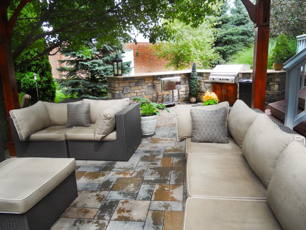 Outdoor living area